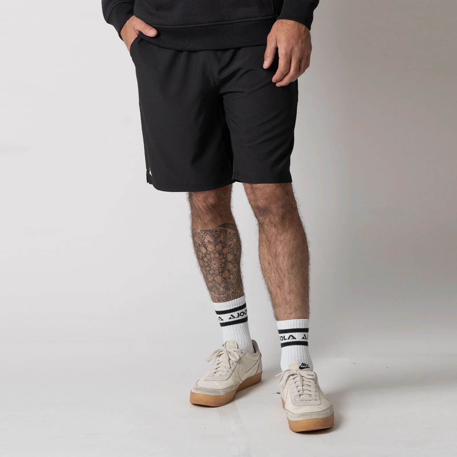 Men's Woven 9" Shorts - Image 4
